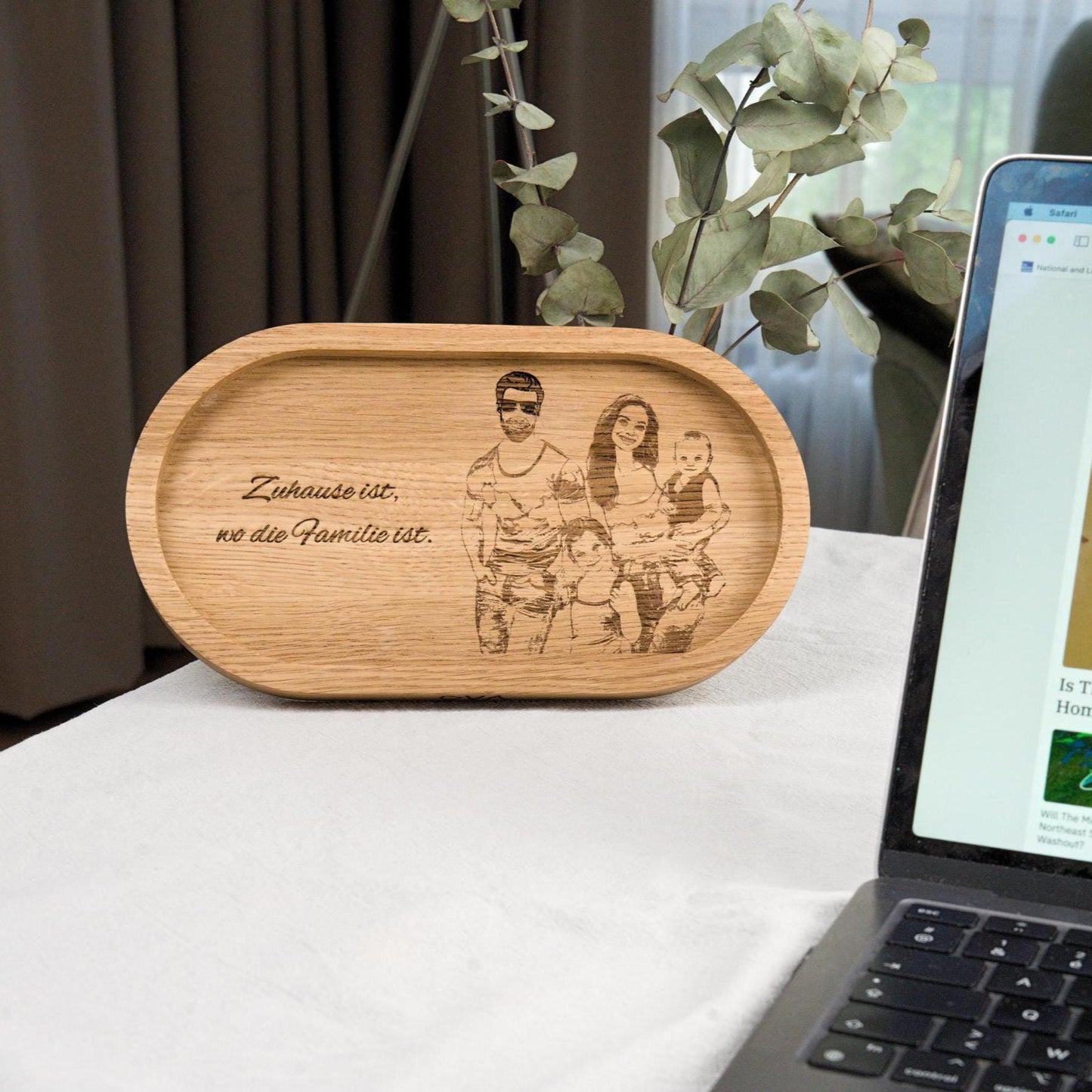 Personalisierte Holzunterlage mit Gravur –Geschenk für Frauen & Freundinnen –Tablett aus Eiche mit Namen – Kleines personalisiertes Geschenk
